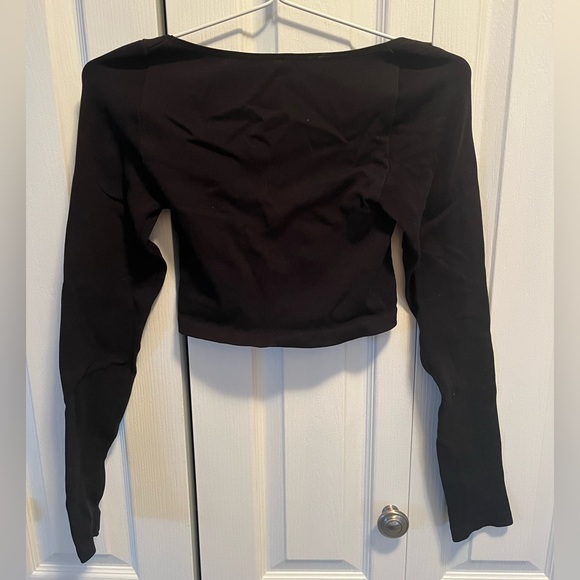 NWOT Aritzia Ribbed Seamless Cropped Long sleeve - Picture 6 of 6